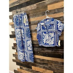 Two piece NWT set button front top pants blue white sz M